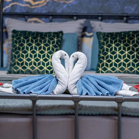 Apartma Manca דירה *